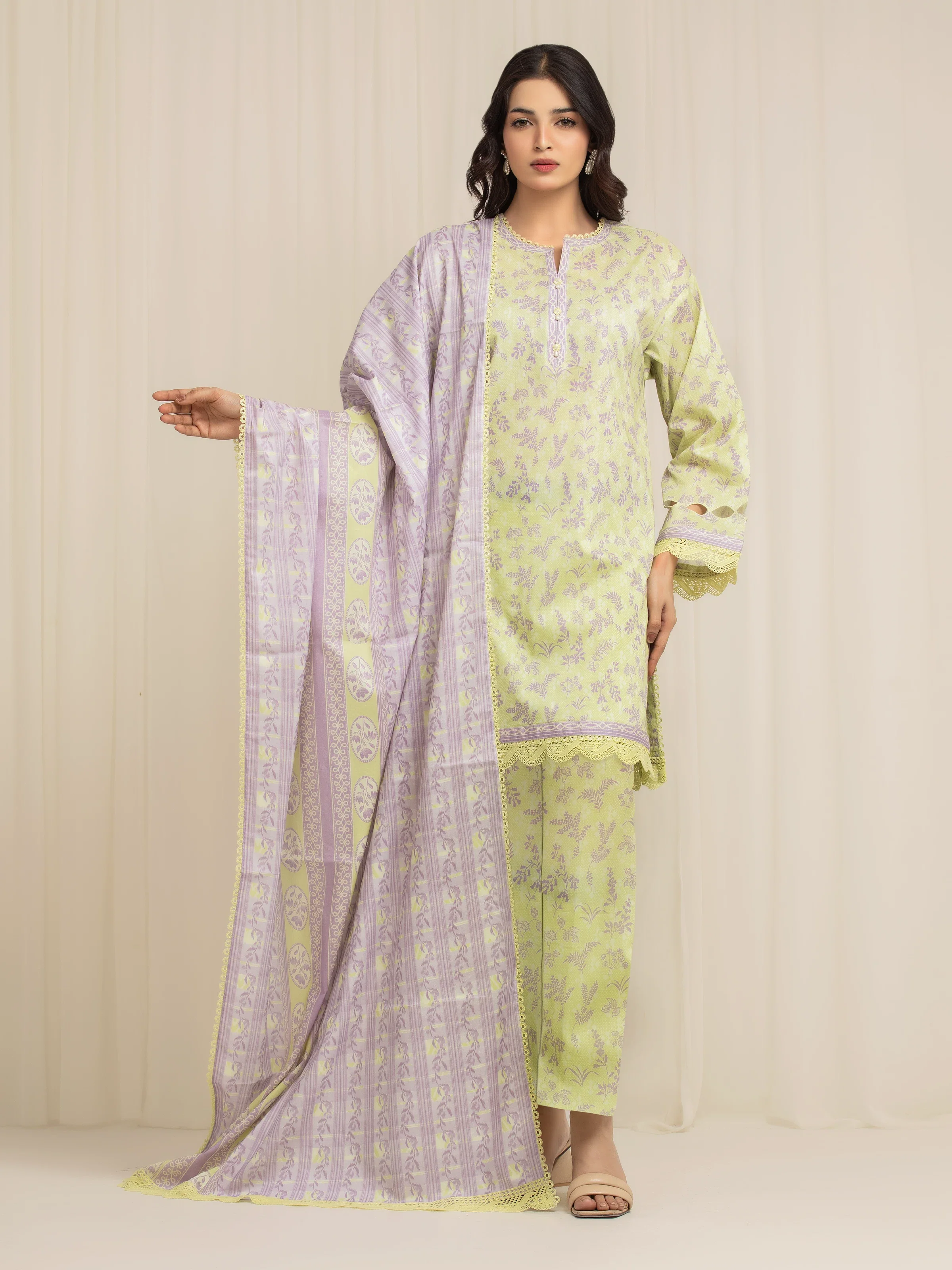 Unstitched Printed Lawn Suit - EWU6A1-36591-3P